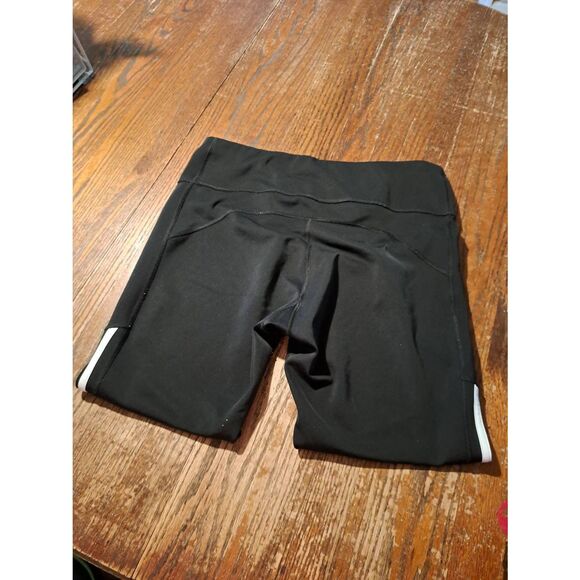 Adidas ClimaLite Womens XL Black Capri Leggings 3 White Stripes Small Pocket - Picture 4 of 4